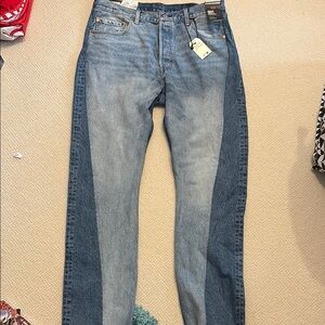Levi's Blue Straight-Leg Jeans with Modern Two-Tone Design